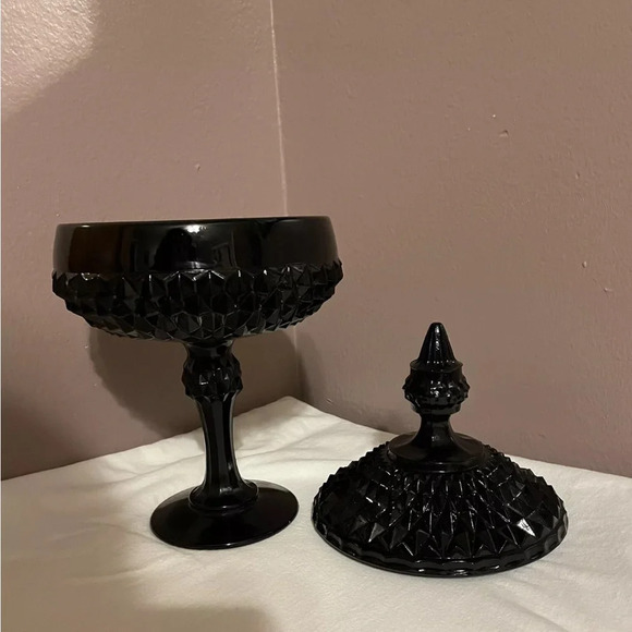Vintage Indiana Glass Tiara Black Diamond Point Covered Candy Dish W/ Lid 12" - Picture 5 of 8